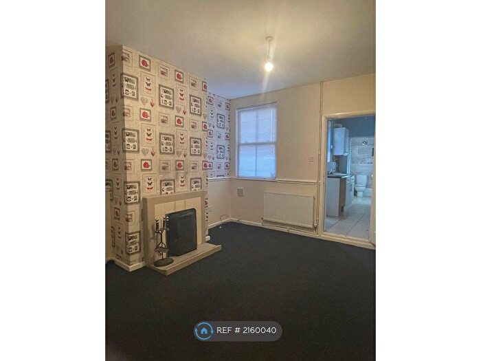 3 Bedroom Terraced House To Rent In Coronation Street, Shropshire, WV16