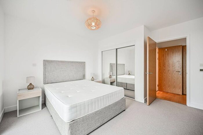 1 Bedroom Flat To Rent In Approach House, Tottenham, London, N17