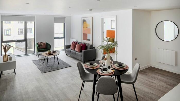 2 Bedroom Flat To Rent In Lionel Street, Birmingham, B3