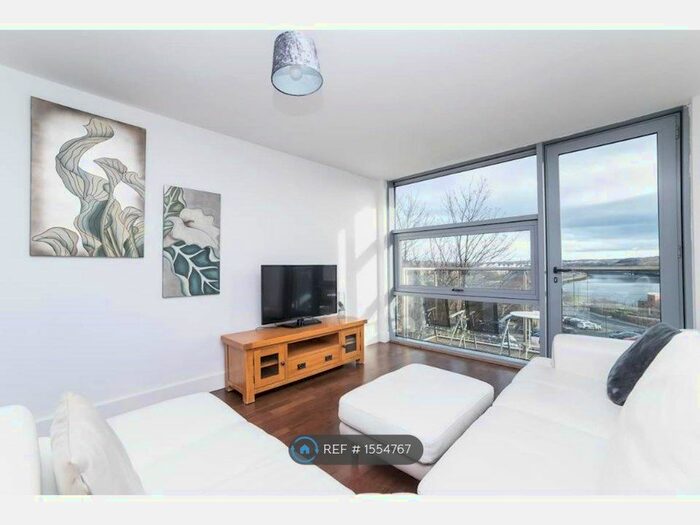 2 Bedroom Flat To Rent In City Road, Newcastle Upon Tyne, NE1