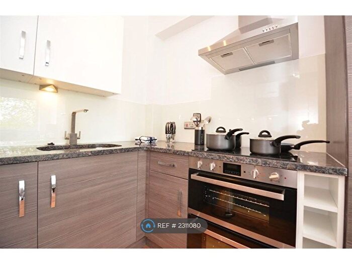 1 Bedroom Flat To Rent In Union House, Hayes, UB3