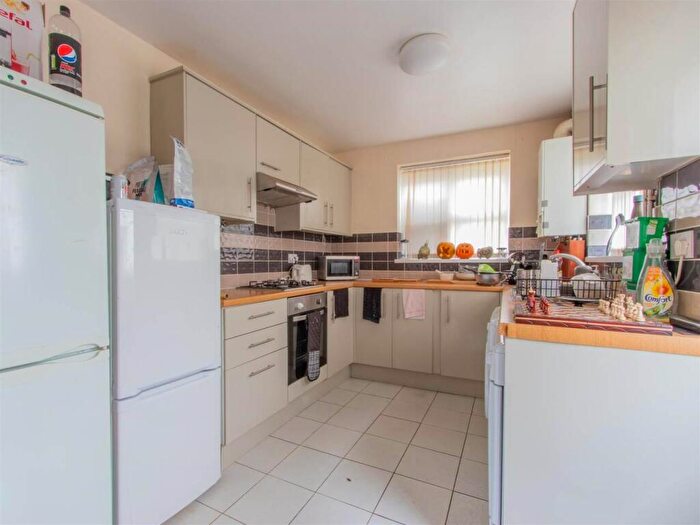 5 Bedroom House To Rent In Glenroy Street, Roath, Cardiff, CF24