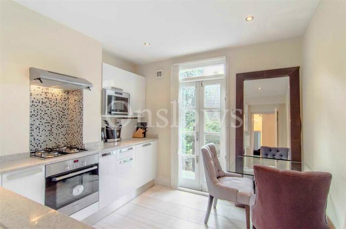 1 Bedroom Apartment To Rent In Edith Grove, London, SW10