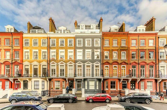 1 Bedroom Flat To Rent In Roland Gardens, South Kensington, London, SW7