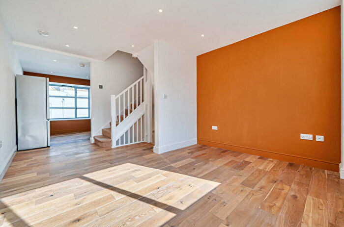 3 Bedroom Terraced House To Rent In Bloomsbury Street, Brighton, East Sussex, BN2