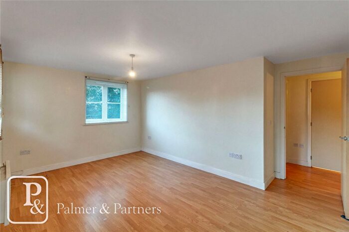 2 Bedroom Flat For Sale In Propelair Way, Colchester, Essex, CO4