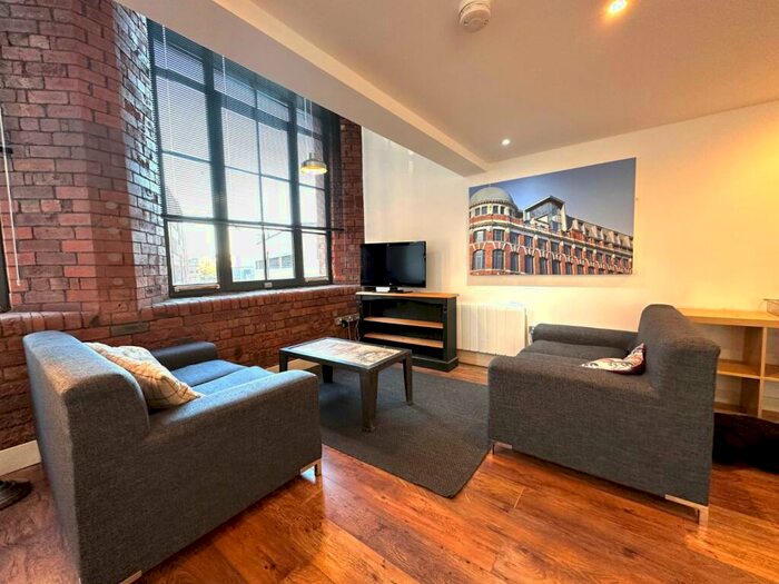 2 Bedroom Flat To Rent In Crispin Lofts, New York Road, Leeds, West Yorkshire, LS2
