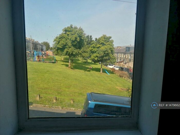 3 Bedroom Terraced House To Rent In Baker Street, Burnley, BB11