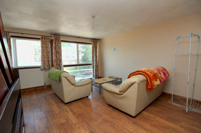 5 Bedroom Town House To Rent In Hope Park, Bromley, BR1