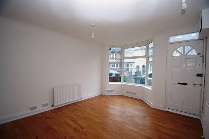 3 Bedroom Terraced House To Rent In Watford, Watford, WD18