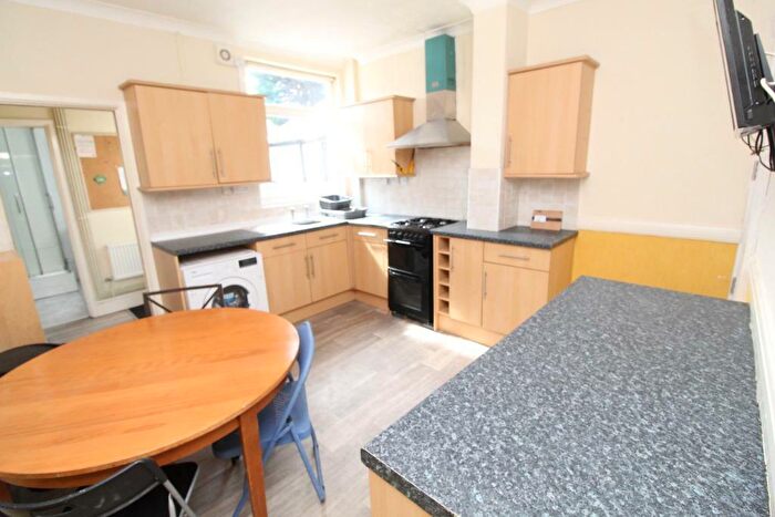 1 Bedroom Terraced House To Rent In Claude Street, Dunkirk, Nottingham, NG7