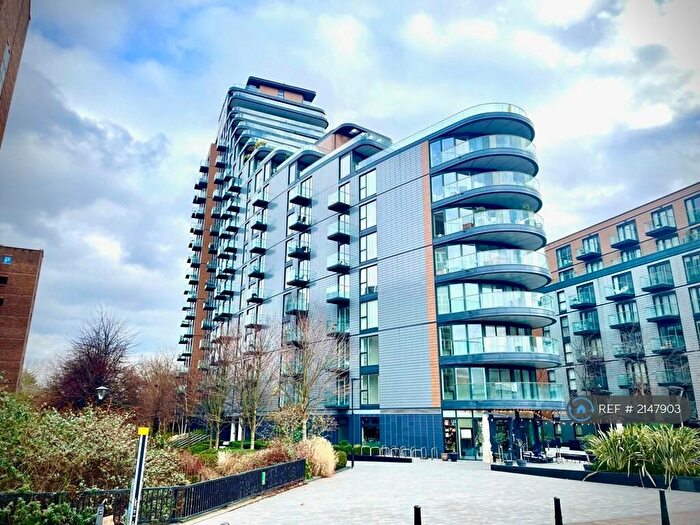 Studio To Rent In Park Vista Tower, London, E1W