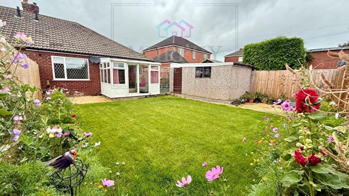 2 Bedroom Semi-detached House For Sale In The Close, East Ardsley, Wakefield, West Yorkshire, WF3
