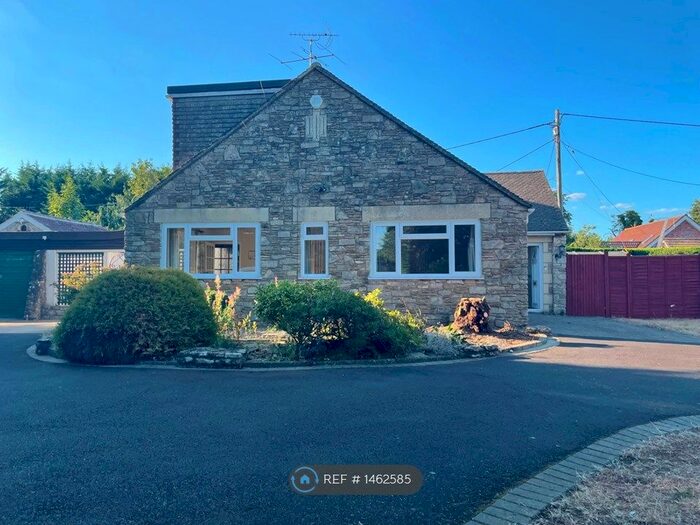 4 Bedroom Detached House To Rent In Green Lane, Trowbridge, BA14