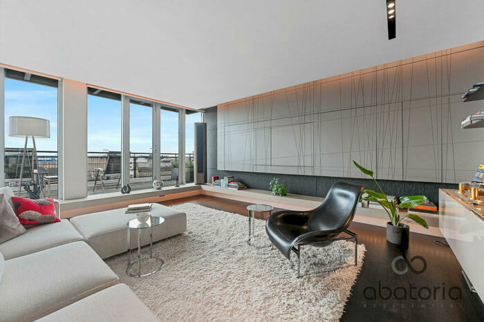 3 Bedroom Apartment To Rent In Jacana Court, Star Place, London, E1W