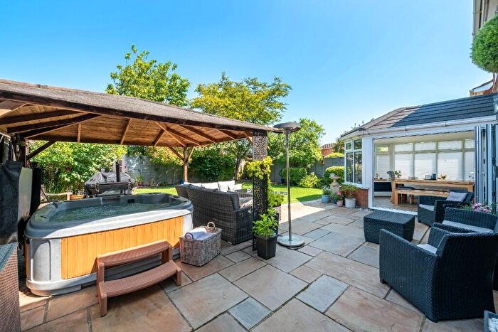 4 Bedroom Detached House For Sale In West Elloe Avenue, Spalding, PE11