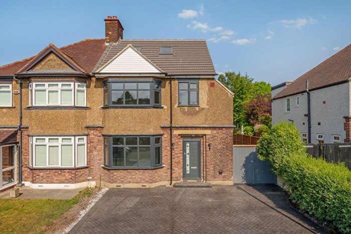 4 Bedroom Detached House To Rent In Woodyates Road, London, SE12