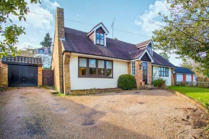 4 Bedroom Detached House To Rent In High Street, Sunningdale, Berkshire, SL5
