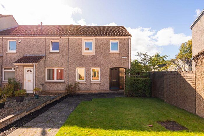 3 Bedroom End Of Terrace House For Sale In North Bughtlinrig, Edinburgh, EH12