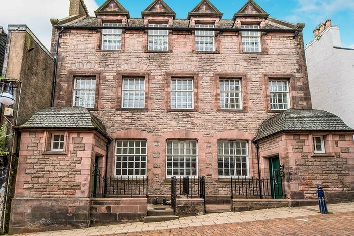 2 Bedroom Flat To Rent In Guildhall Street, Dunfermline, Fife, KY12