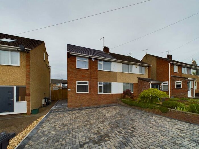 3 Bedroom Semi-Detached House To Rent In Station Road, Bristol, BS15