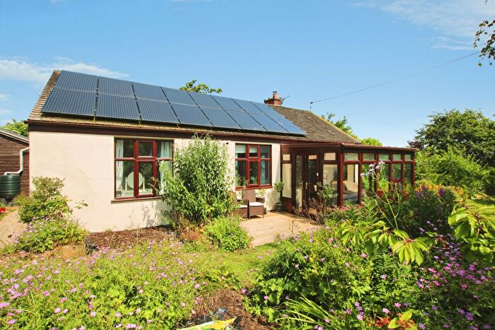 2 Bedroom Detached Bungalow For Sale In Kirmond Road, Market Rasen, LN8