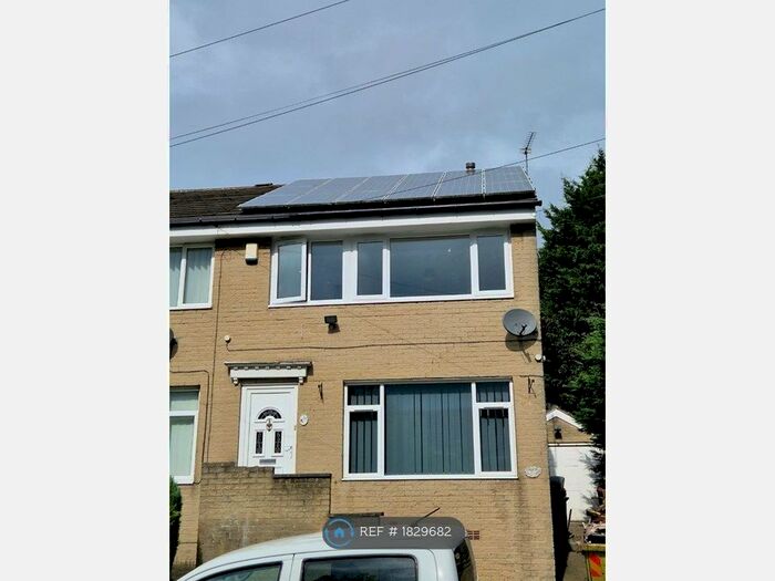 3 Bedroom Semi-Detached House To Rent In Bradford, Bradford, BD8