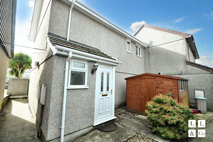 3 Bedroom Semi Detached House To Rent In Bohelland Way, Penryn, TR10