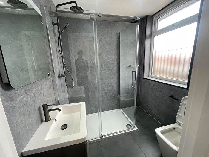 1 Bedroom Property To Rent In North Road, Southall, UB1