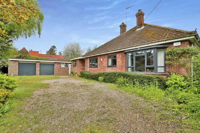 3 Bedroom Detached Bungalow For Sale In Church Road, Barton Bendish, King's Lynn, PE33