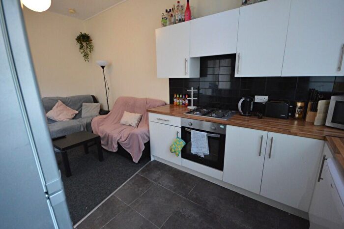 4 Bedroom House To Rent In Mossley Avenue, Liverpool, Merseyside, L18