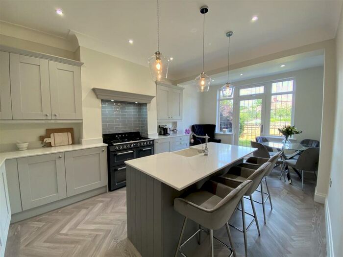 3 Bedroom Semi-Detached House For Sale In Coniscliffe Road, Darlington, DL3