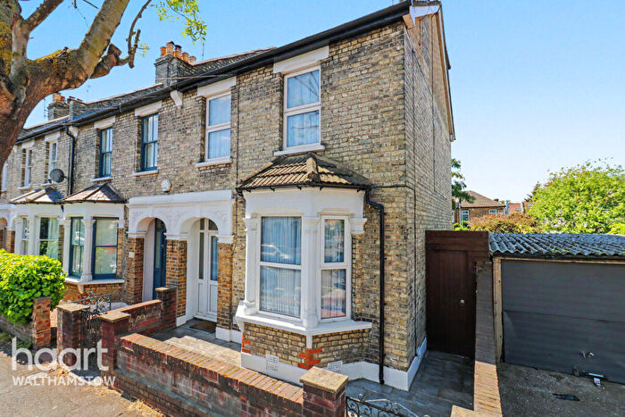 3 Bedroom Terraced House For Sale In Kenilworth Avenue, Walthamstow, E17