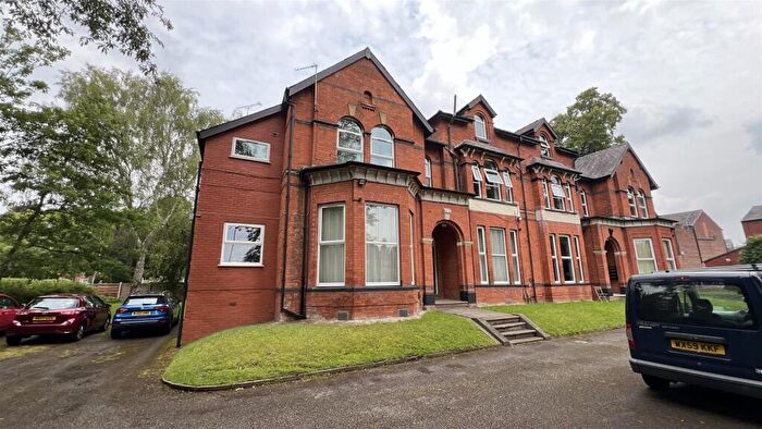 1 Bedroom Apartment To Rent In Mauldeth Road, Withington, M20