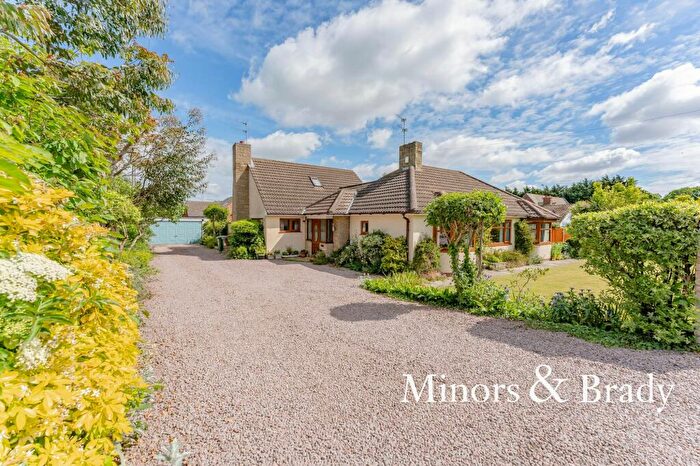 4 Bedroom Detached House For Sale In High Road, Burgh Castle, NR31