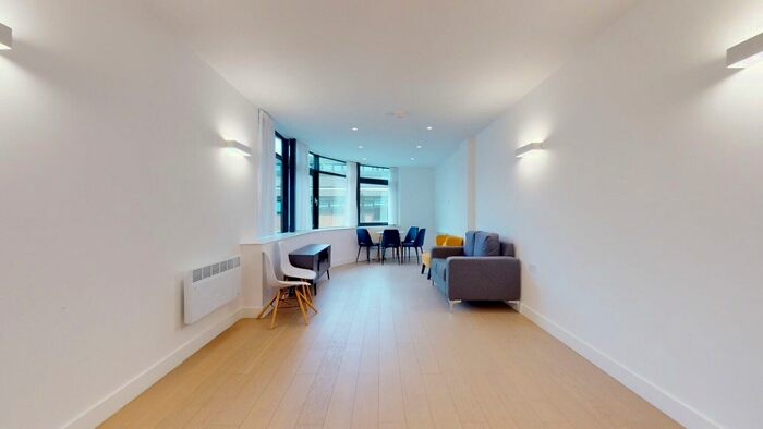 2 Bedroom Flat To Rent In New Horizons Court, Brentford, TW8
