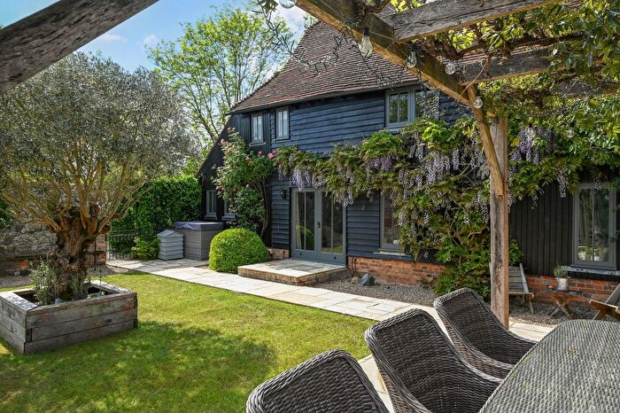 7 Bedroom Detached House For Sale In Plain Road, Marden, TN12