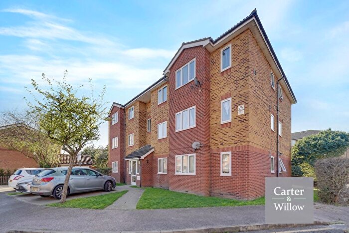 2 Bedroom Flat To Rent In Watson Lodge, Lewis Way, Dagenham, RM10