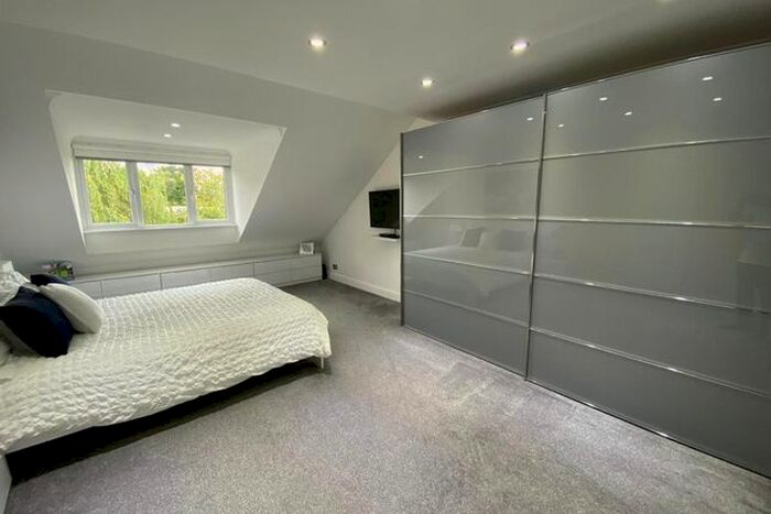 2 Bedroom Flat To Rent In Murray Road, Northwood, HA6