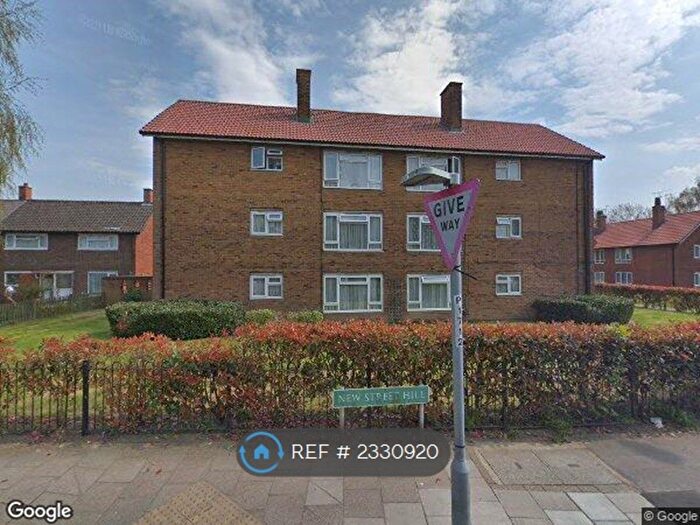 3 Bedroom Flat To Rent In Ryder Close, Bromley, BR1