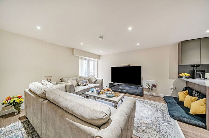 2 Bedroom Flat For Sale In Beaufort Square, Beaufort Park, Colindale, NW9