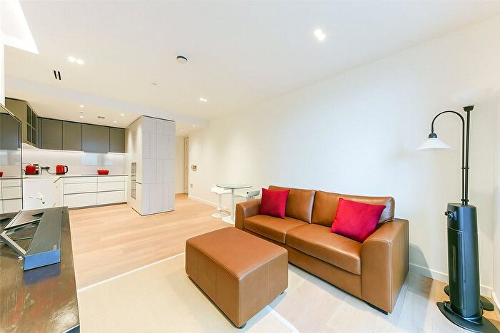 1 Bedroom Flat To Rent In Tapestry Apartments, Canal Reach, N1C