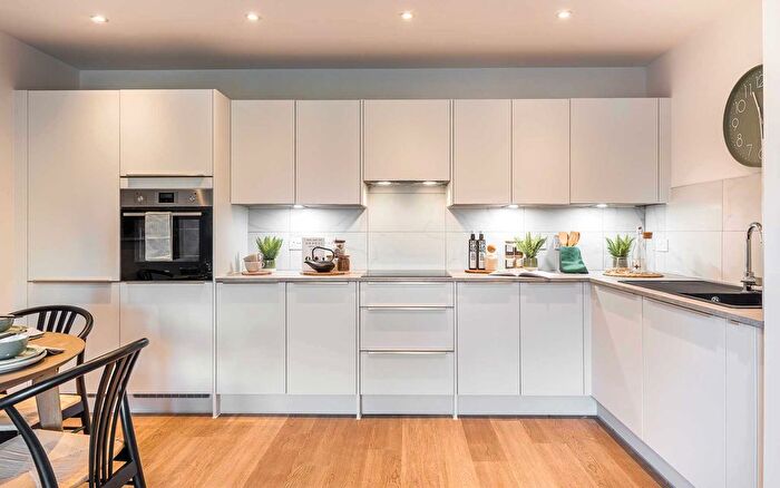 2 Bedroom Flat For Sale In Bullockstone Road, Herne Bay, CT6