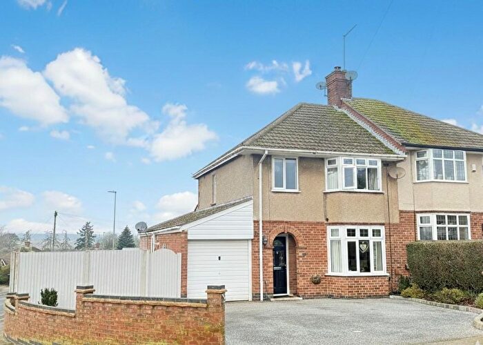 3 Bedroom Semi Detached House For Sale In North Western Avenue, Kingsthorpe, Northampton, NN2