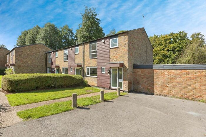 3 Bedroom End Of Terrace House For Sale In Millfield, New Ash Green, Longfield, Kent, DA3