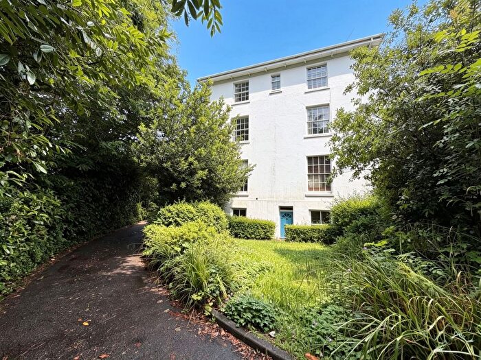 2 Bedroom Flat To Rent In Heavitree Park, Exeter, EX1