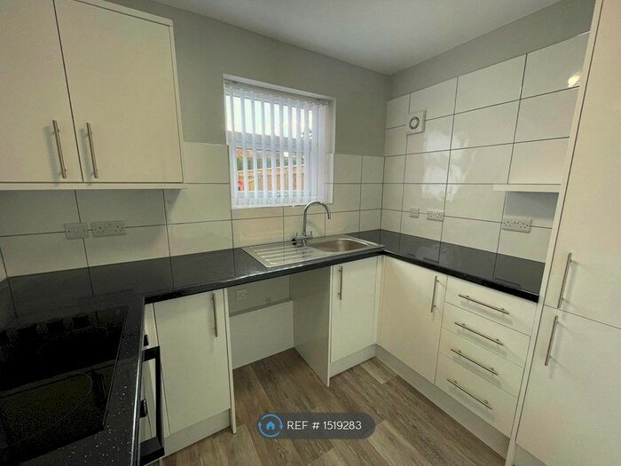 1 Bedroom Flat To Rent In Crescent Street, Cottingham, HU16