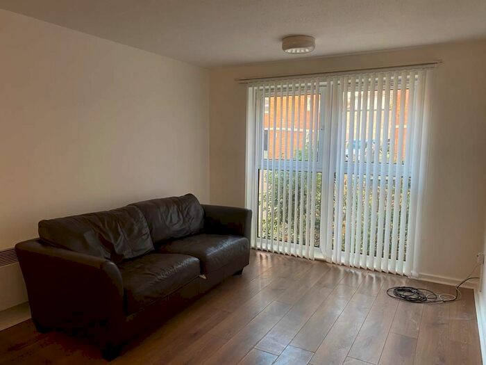 2 Bedroom Flat To Rent In Crown Station Place, Liverpool, L7