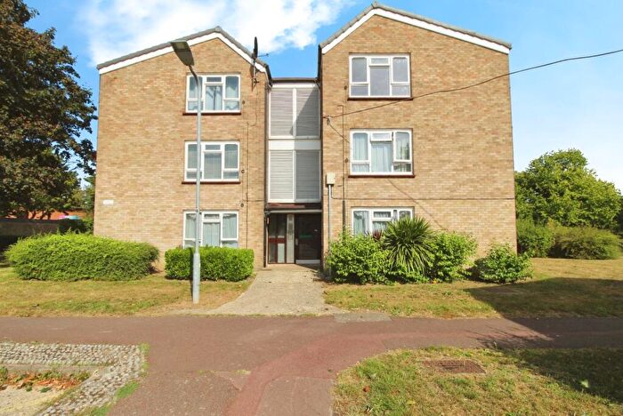 1 Bedroom Flat For Sale In Fraser Close, Shoeburyness, SS3