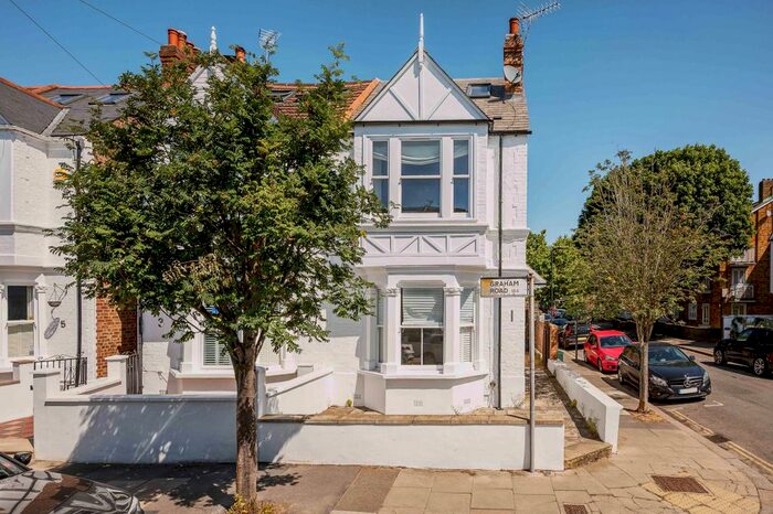 3 Bedroom Maisonette To Rent In Graham Road, Chiswick, W4
